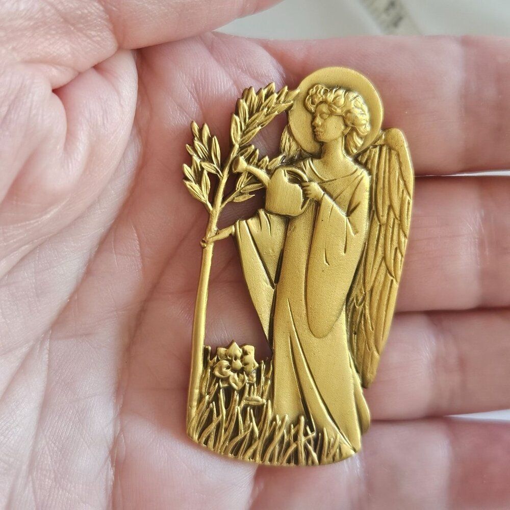 AA garden angel brooch